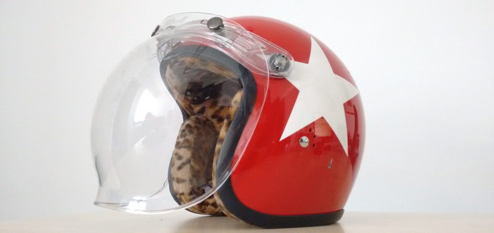 White star helmet